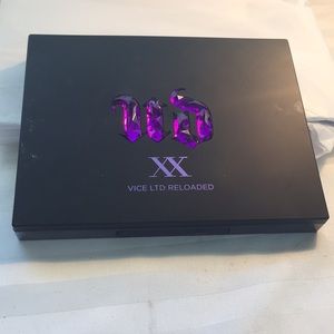 Urban Decay Vice Ltd Reloaded eyeshadow palette